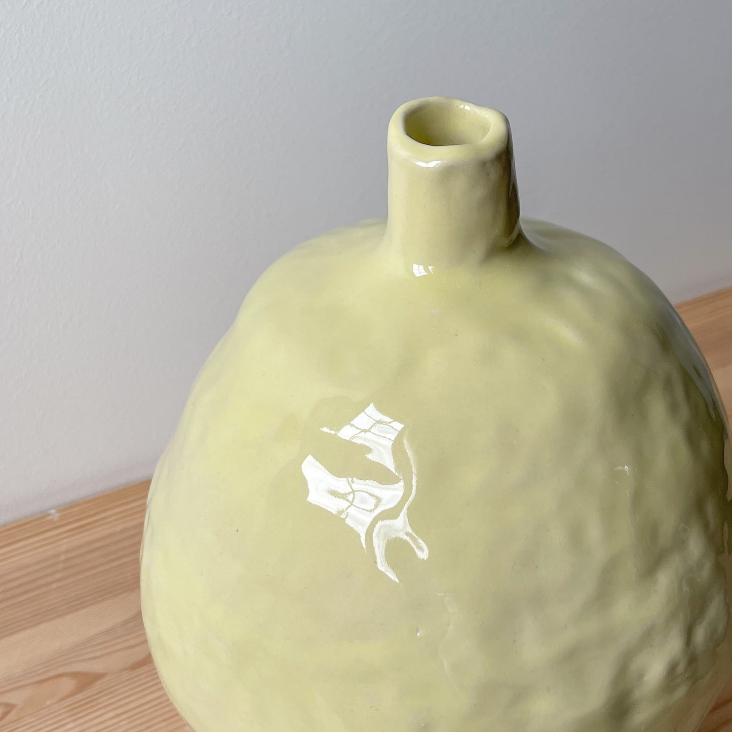 Moon vase