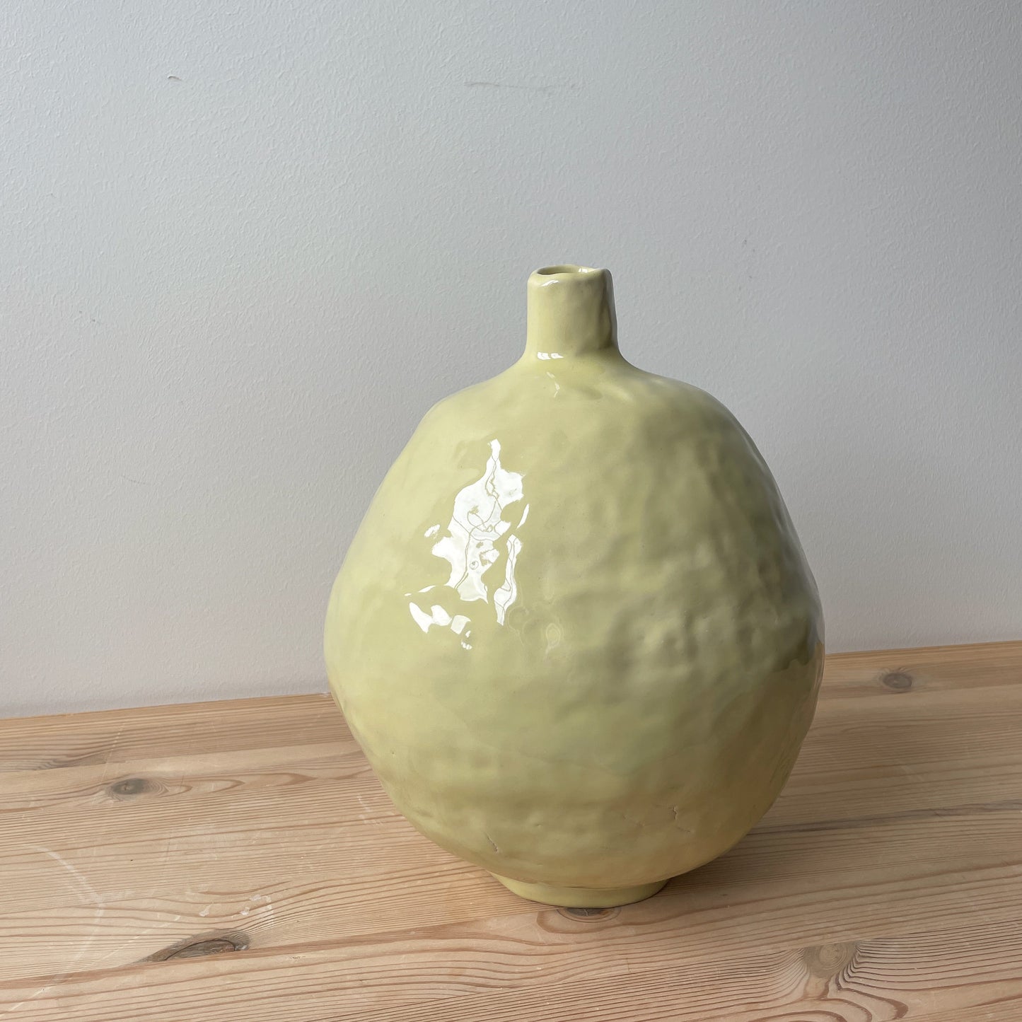 Moon vase