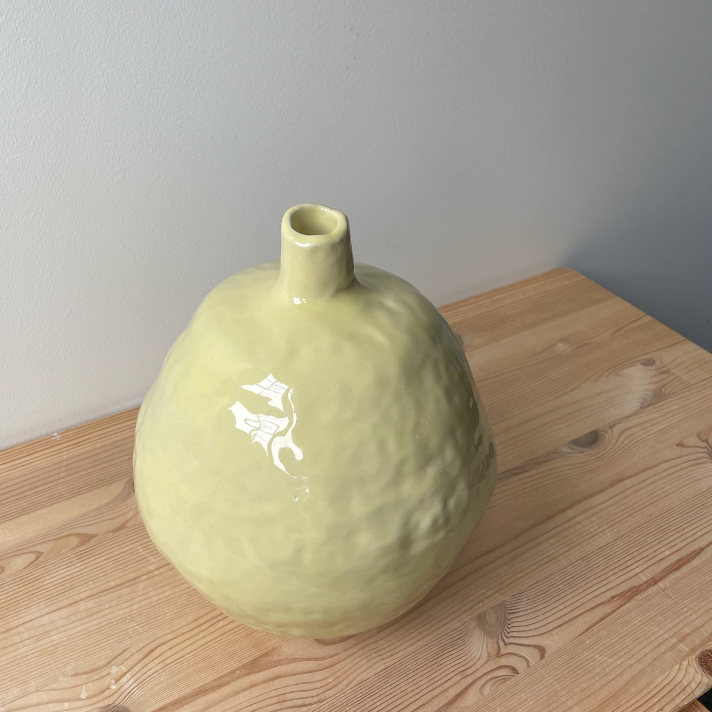 Moon vase
